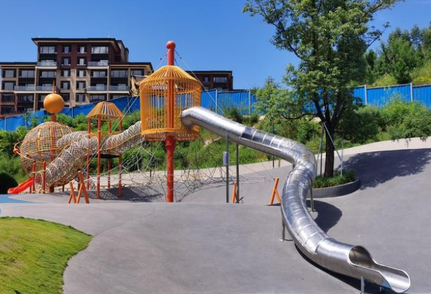 重庆不锈钢滑梯价格贵不贵？多少钱？